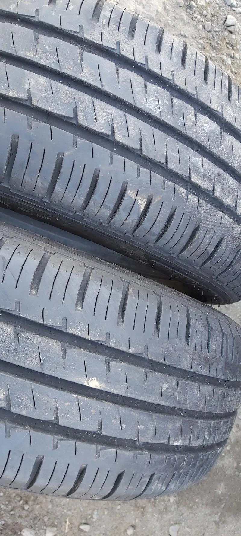 Гуми Летни 215/60R16, снимка 2 - Гуми и джанти - 31141460