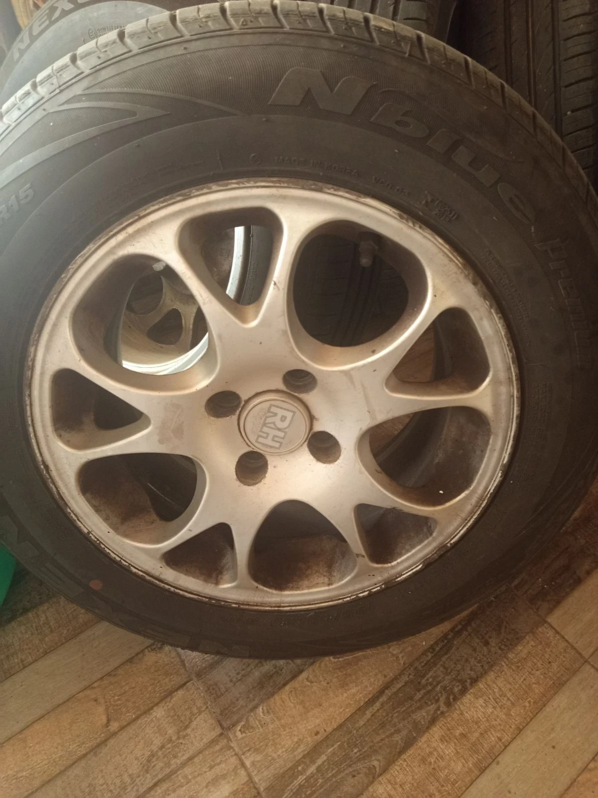 Джанти за Renault Laguna, снимка 2 - Гуми и джанти - 54230336