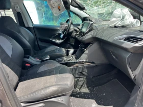 Peugeot 2008 1.2Turbo FACELIFT, снимка 8