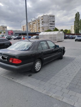 Обява за продажба на Mercedes-Benz E 200 Clasic ~9 990 лв. - изображение 7 | Auto.bg Обява за продажба на Mercedes-Benz E 200 Clasic ~9 990 лв. - изображение 7