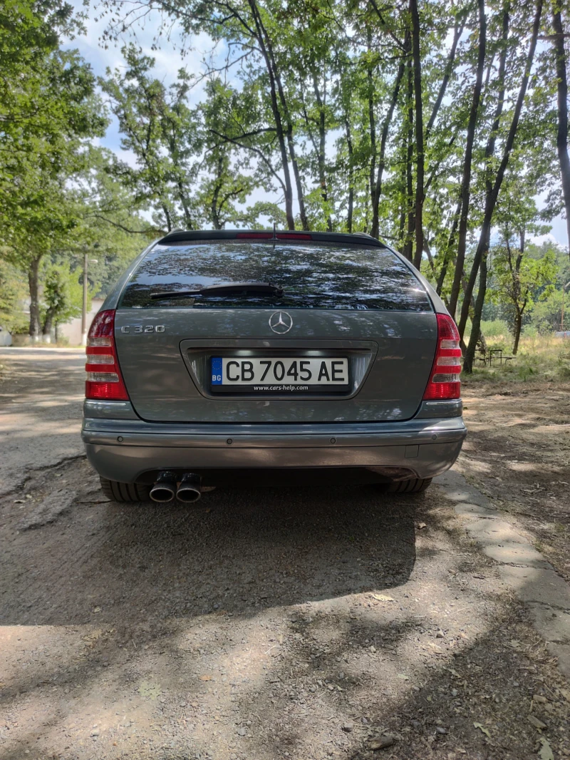 Mercedes-Benz C 320, снимка 9 - Автомобили и джипове - 46946789