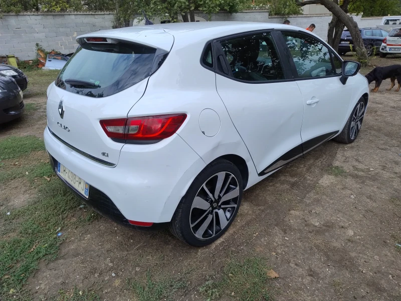 Renault Clio, снимка 3 - Автомобили и джипове - 47453306