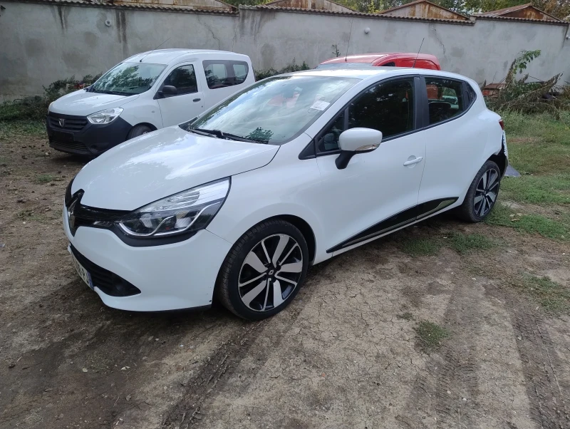 Renault Clio, снимка 1 - Автомобили и джипове - 47453306