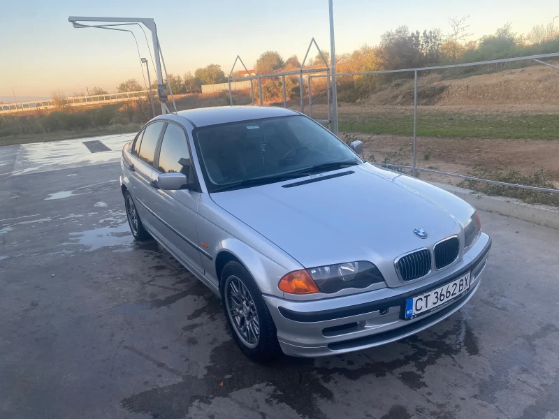 BMW 318 BMW 318i , снимка 1 - Автомобили и джипове - 48726031