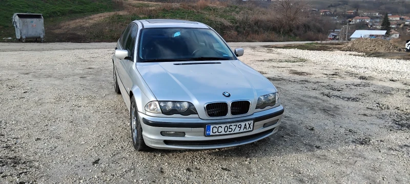 BMW 318 1.8 и, снимка 2 - Автомобили и джипове - 48360634