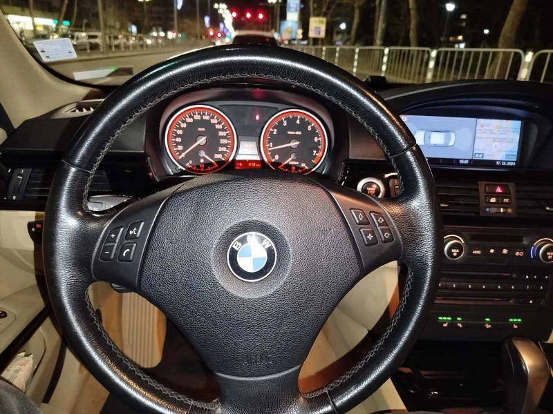 BMW 325 x drive E90, снимка 14 - Автомобили и джипове - 48393061