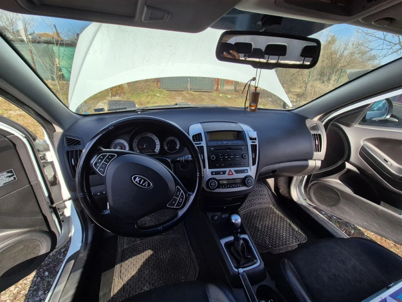 Kia Pro ceed Sport 2.0 CRDi, снимка 8 - Автомобили и джипове - 49132066