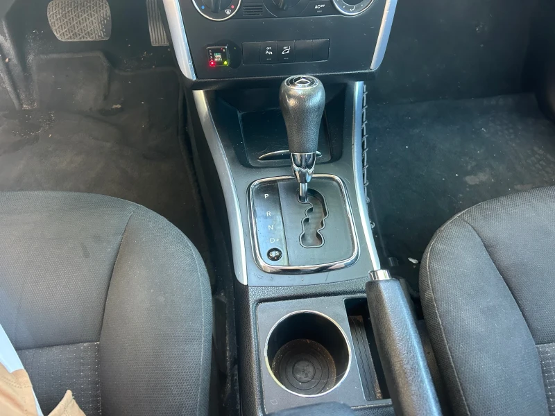 Mercedes-Benz B 150 Автоматик, газ, снимка 9 - Автомобили и джипове - 52386188