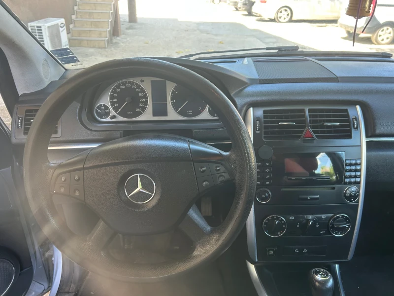 Mercedes-Benz B 150 Автоматик, газ, снимка 10 - Автомобили и джипове - 52386188