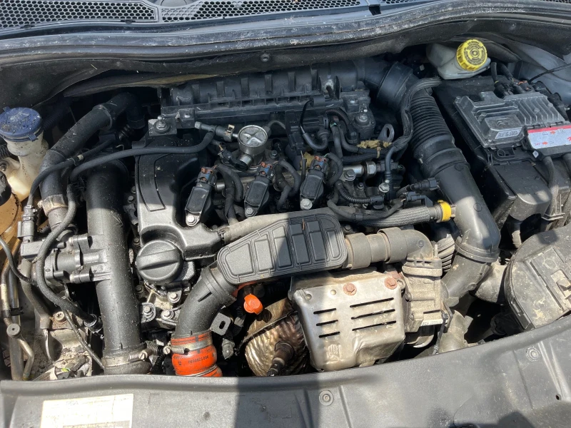 Peugeot 2008 1.2Turbo FACELIFT, снимка 7 - Автомобили и джипове - 51383136