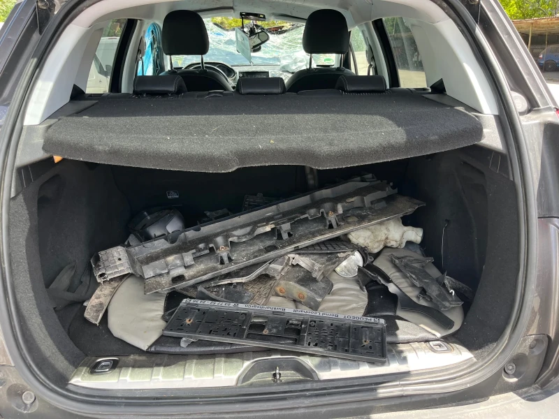 Peugeot 2008 1.2Turbo FACELIFT, снимка 6 - Автомобили и джипове - 51383136