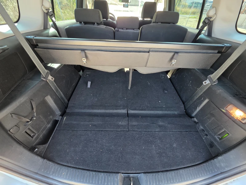 Mazda 5 2.2, снимка 12 - Автомобили и джипове - 52279243
