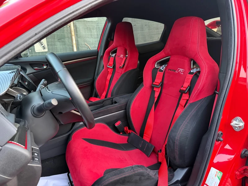 Honda Civic Type-R GT, снимка 8 - Автомобили и джипове - 52743585