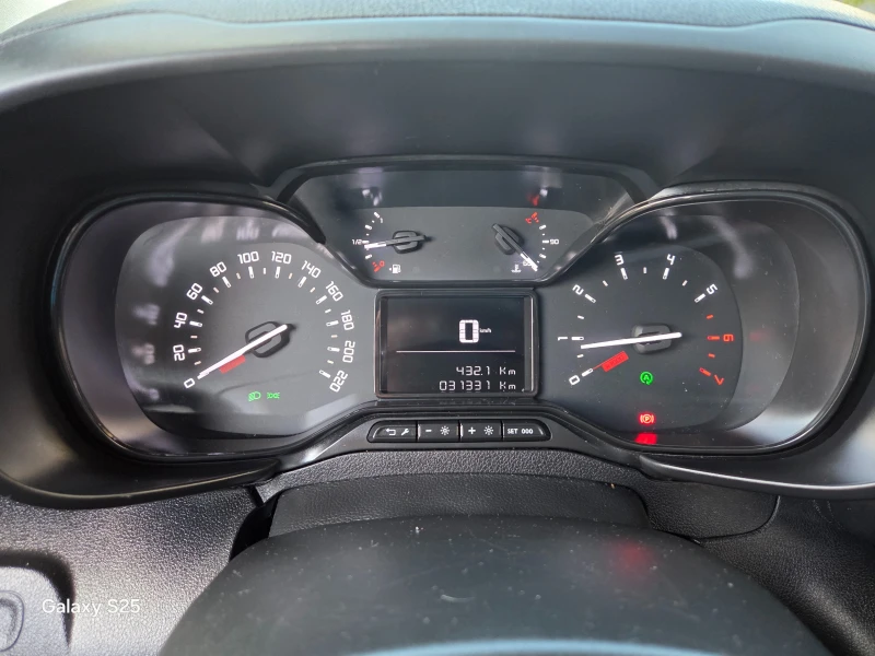 Citroen Berlingo 1.5 Blue HDI, снимка 16 - Автомобили и джипове - 53063888