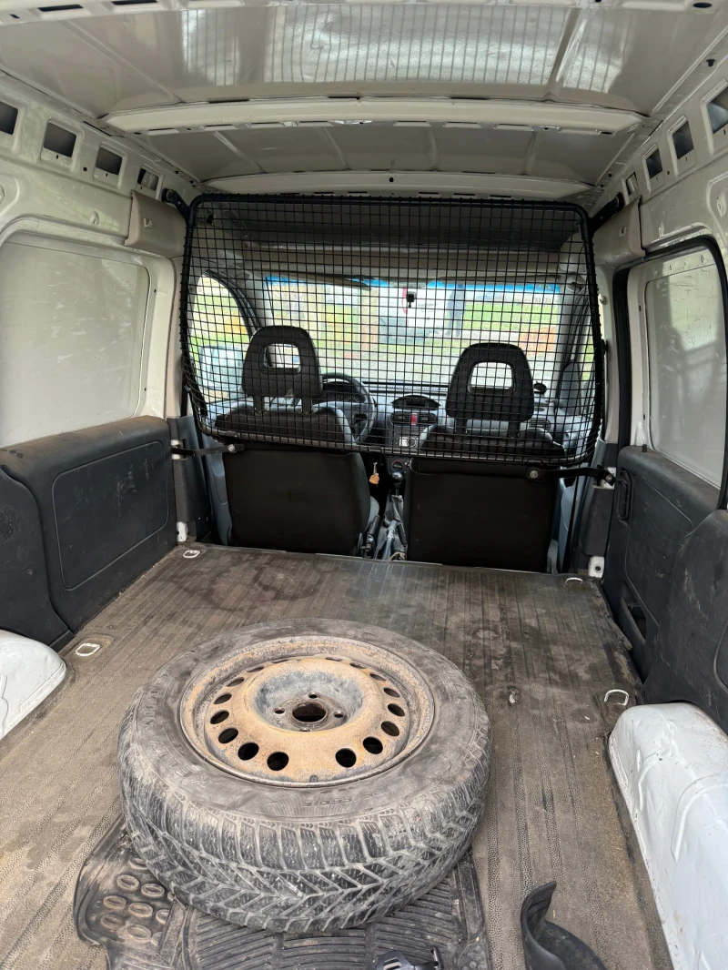 Opel Combo 1.6i, снимка 10 - Автомобили и джипове - 53131035