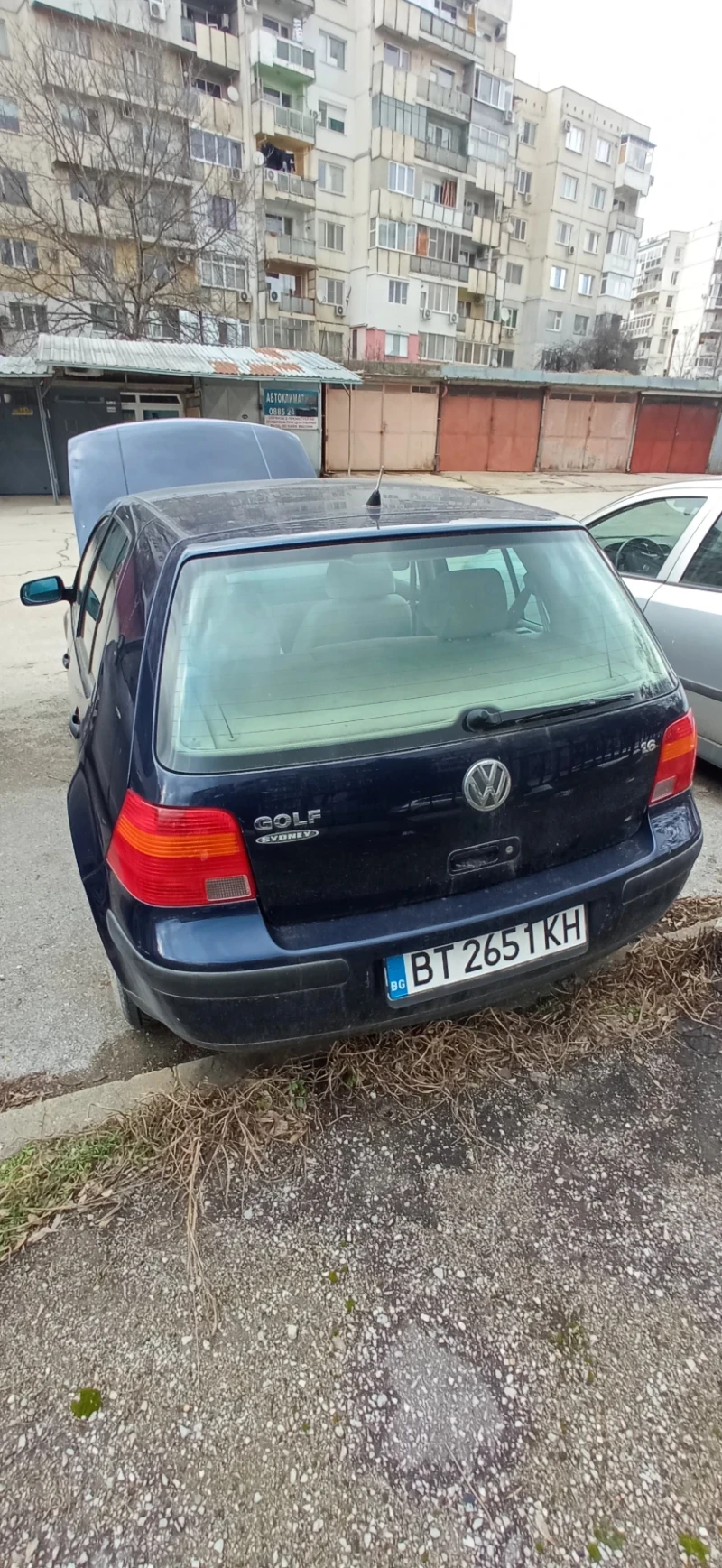 VW Golf Golf 4 1.6, снимка 5 - Автомобили и джипове - 53235571