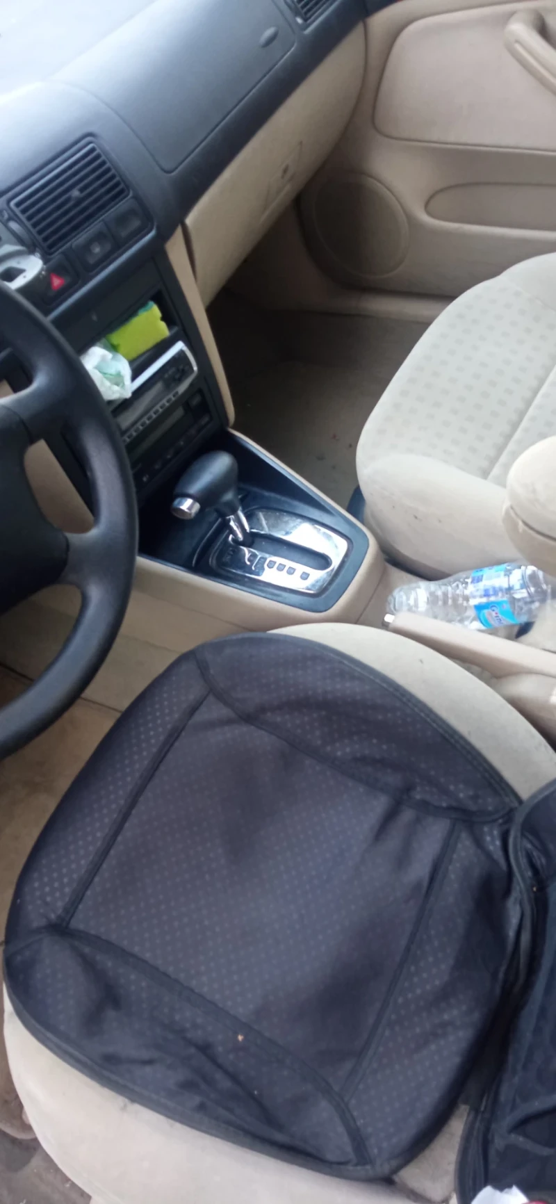 VW Golf Golf 4 1.6, снимка 4 - Автомобили и джипове - 53235571