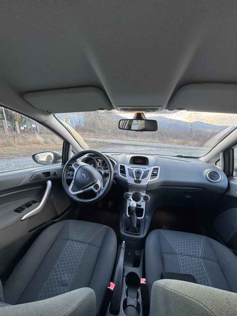 Ford Fiesta 1.6 16v Titanium, снимка 13 - Автомобили и джипове - 53322275