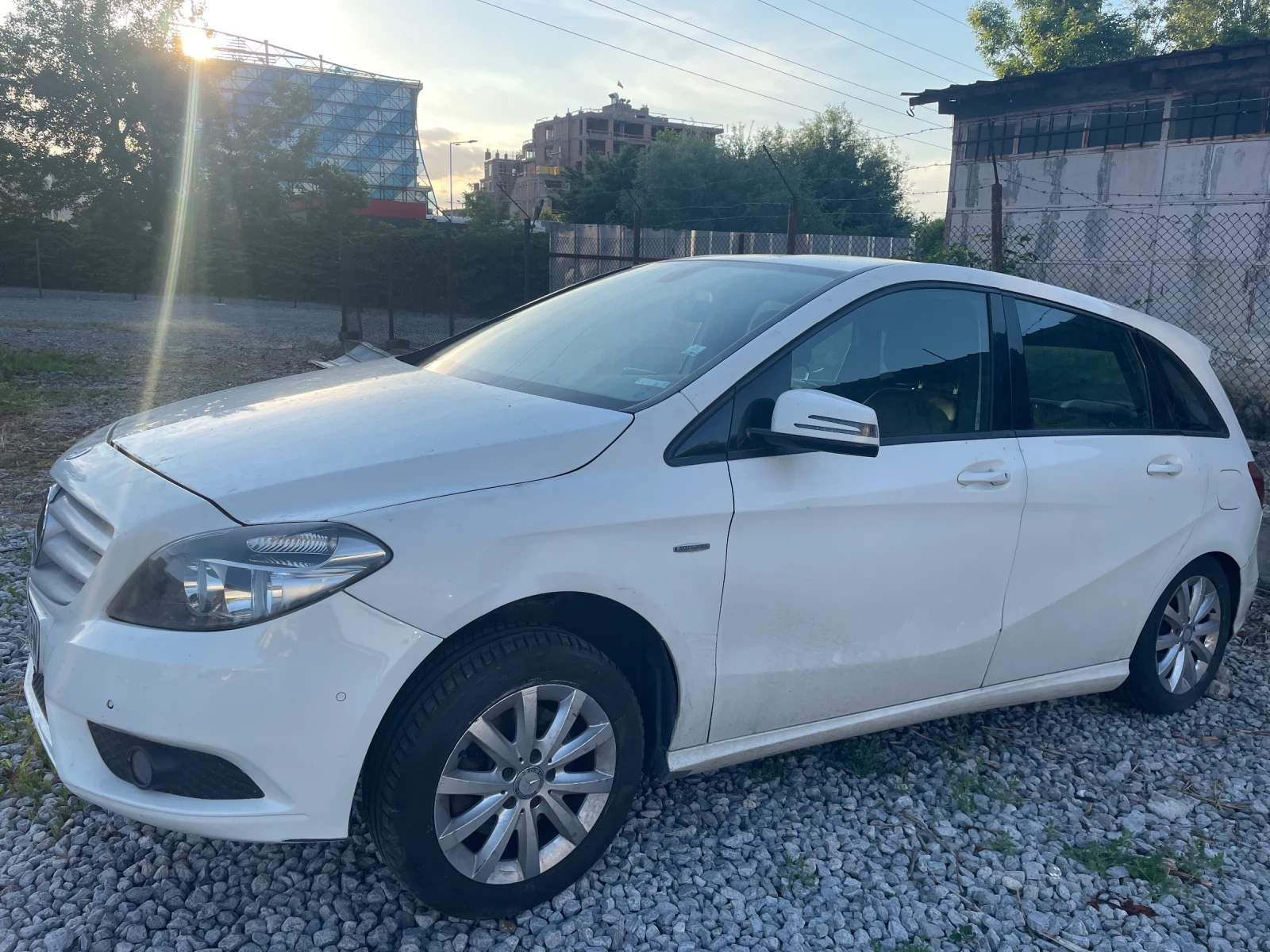 Mercedes-Benz B 200  - изображение 2