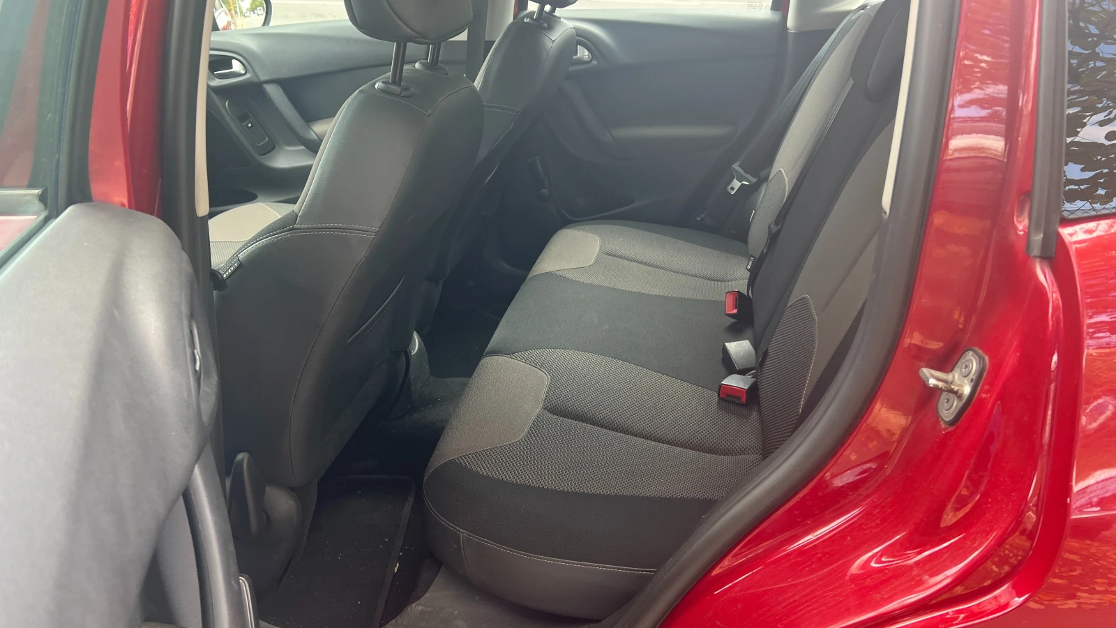 Citroen C3 1.2i - изображение 10