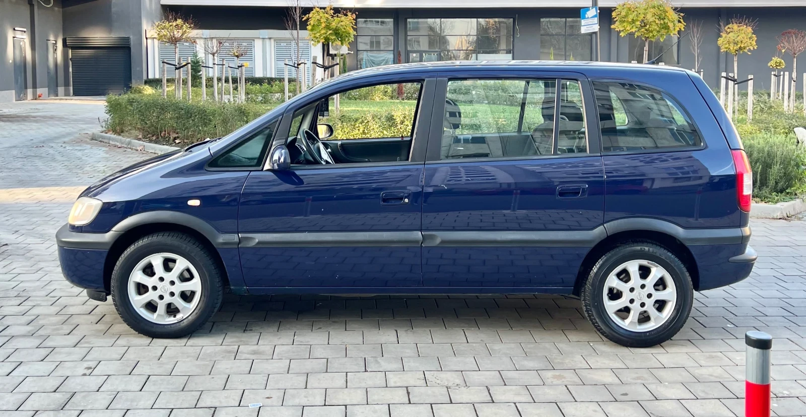 Opel Zafira 1.6 2006г 6+ 1 - изображение 7