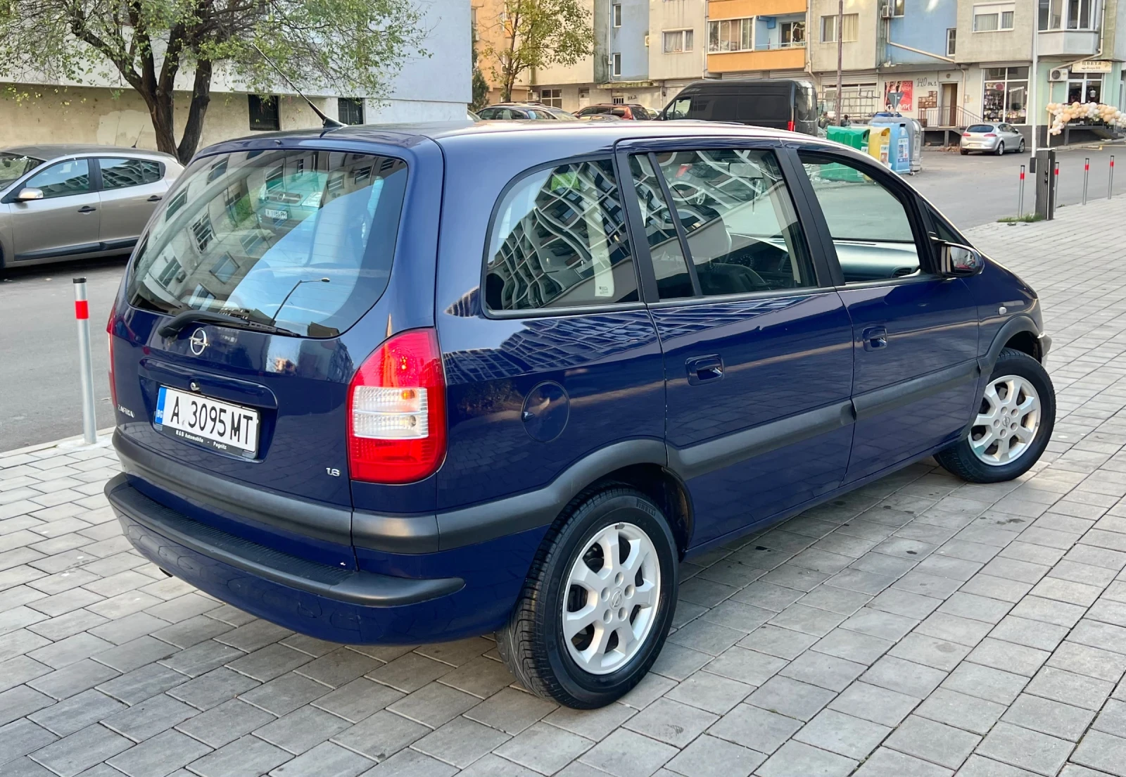 Opel Zafira 1.6 2006г 6+ 1 - изображение 5
