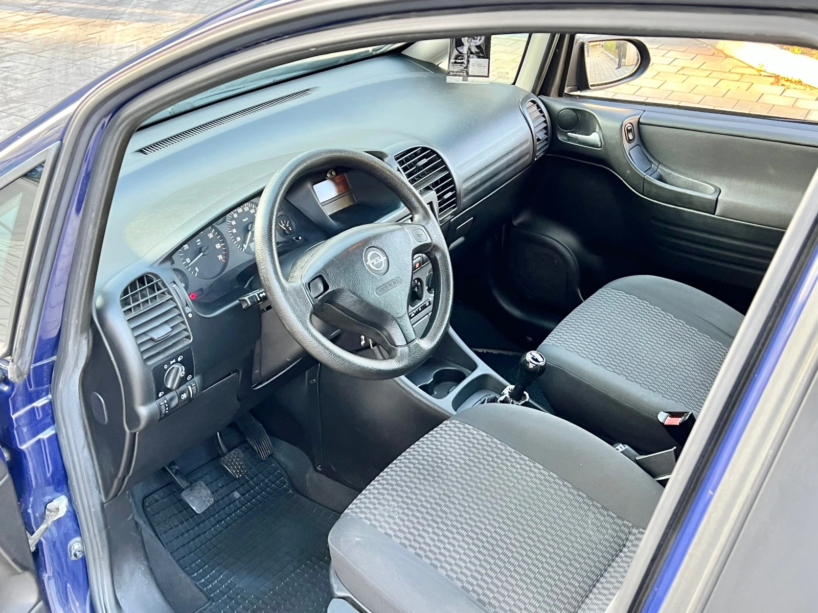 Opel Zafira 1.6 2006г 6+ 1 - изображение 9