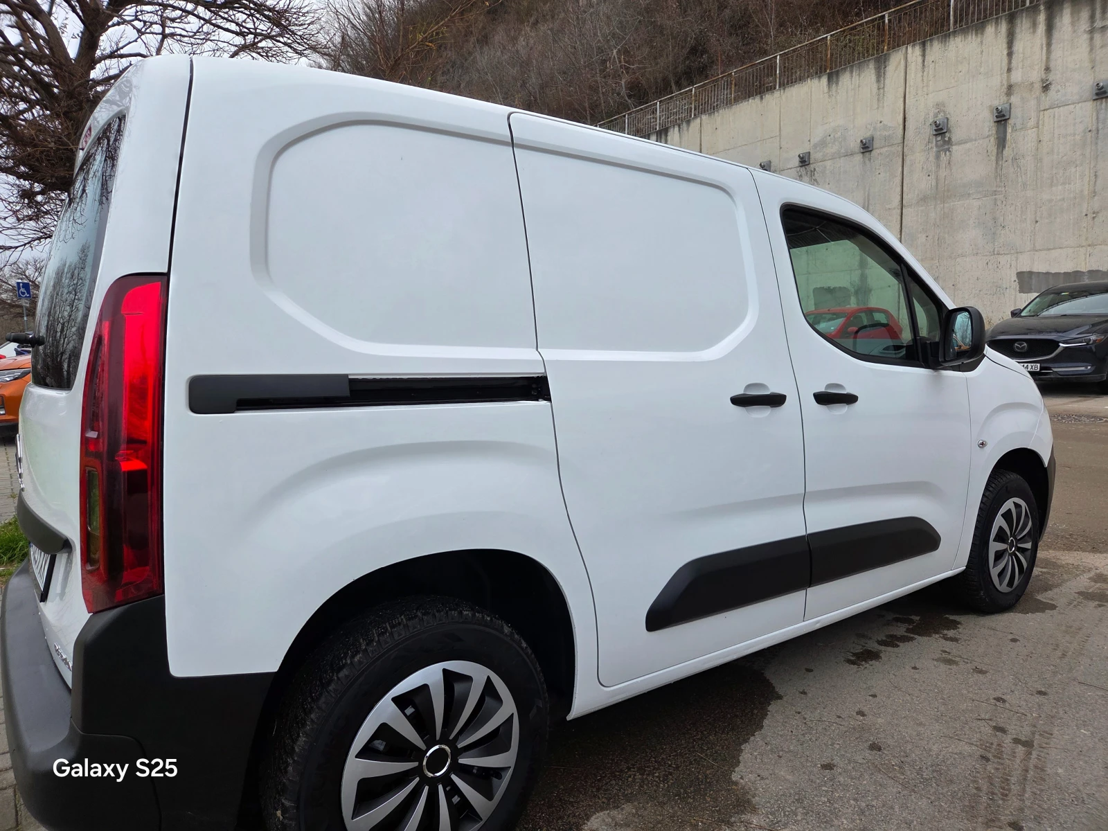 Citroen Berlingo 1.5 Blue HDI - изображение 4