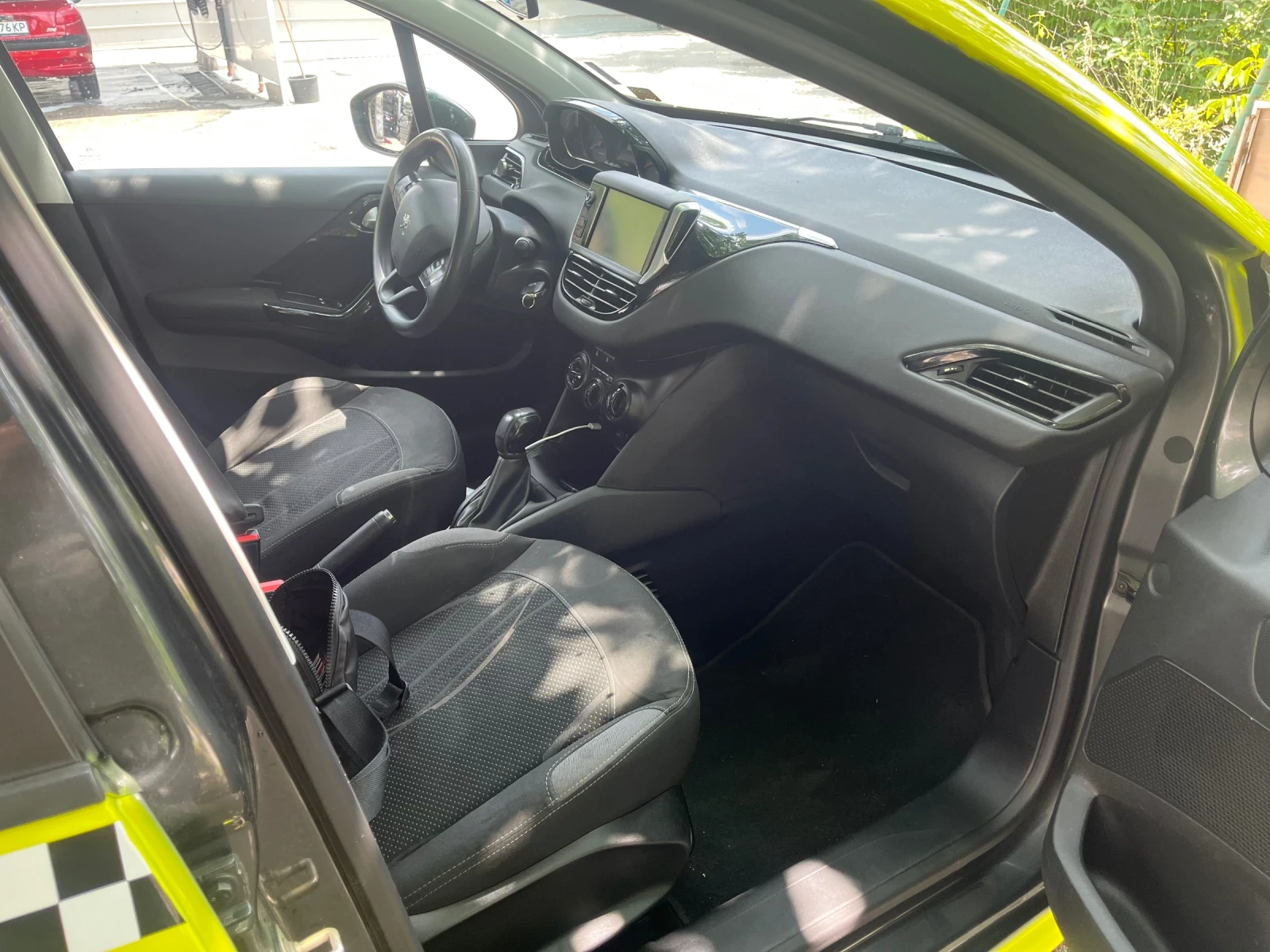 Peugeot 208 1.2 | Mobile.bg � ����������� 6