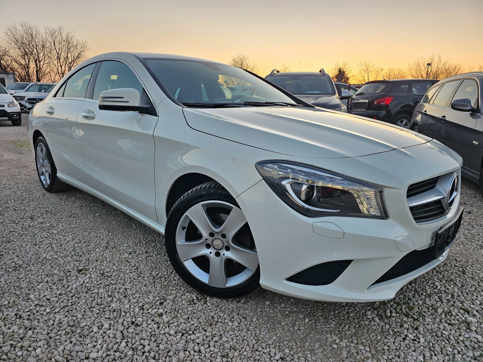 Mercedes-Benz CLA 180 CDI, Автоматик , снимка 3 - Автомобили и джипове - 53749079