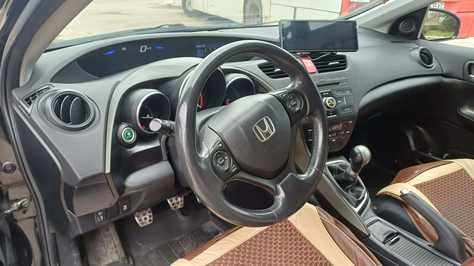 Honda Civic 5DR, снимка 9 - Автомобили и джипове - 53915772