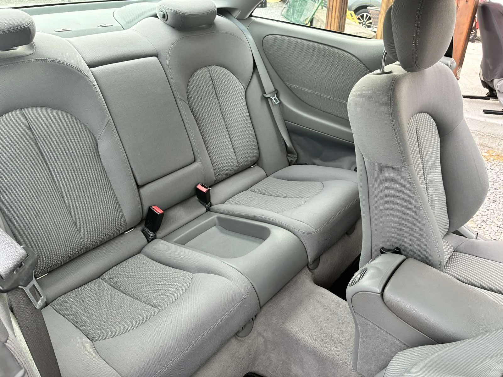 Mercedes-Benz CLK 220CDI УНИКАТ, снимка 9 - Автомобили и джипове - 53926302