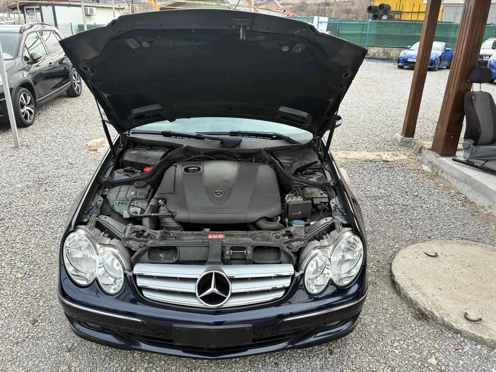 Mercedes-Benz CLK 220CDI УНИКАТ, снимка 11 - Автомобили и джипове - 53926302