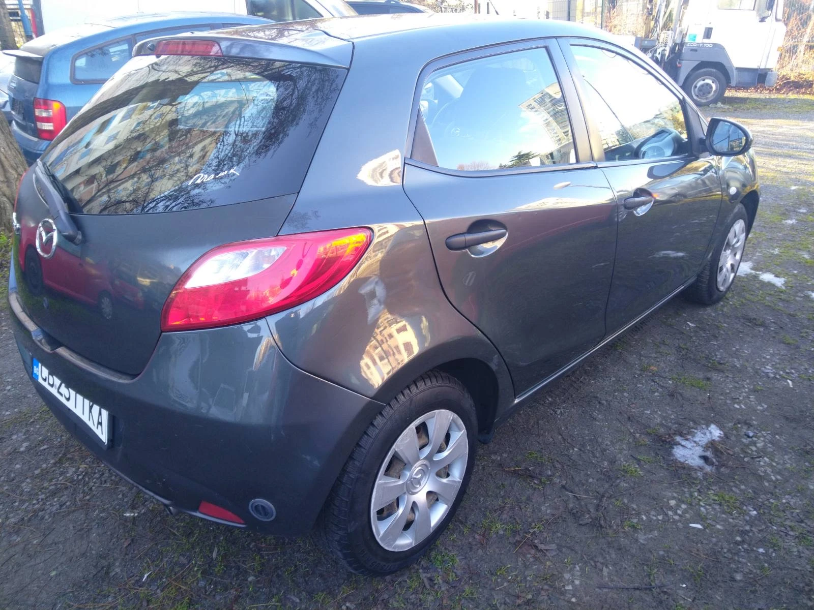 Mazda 2 1, 4 - ГАЗ/Бензин, снимка 5 - Автомобили и джипове - 54114350