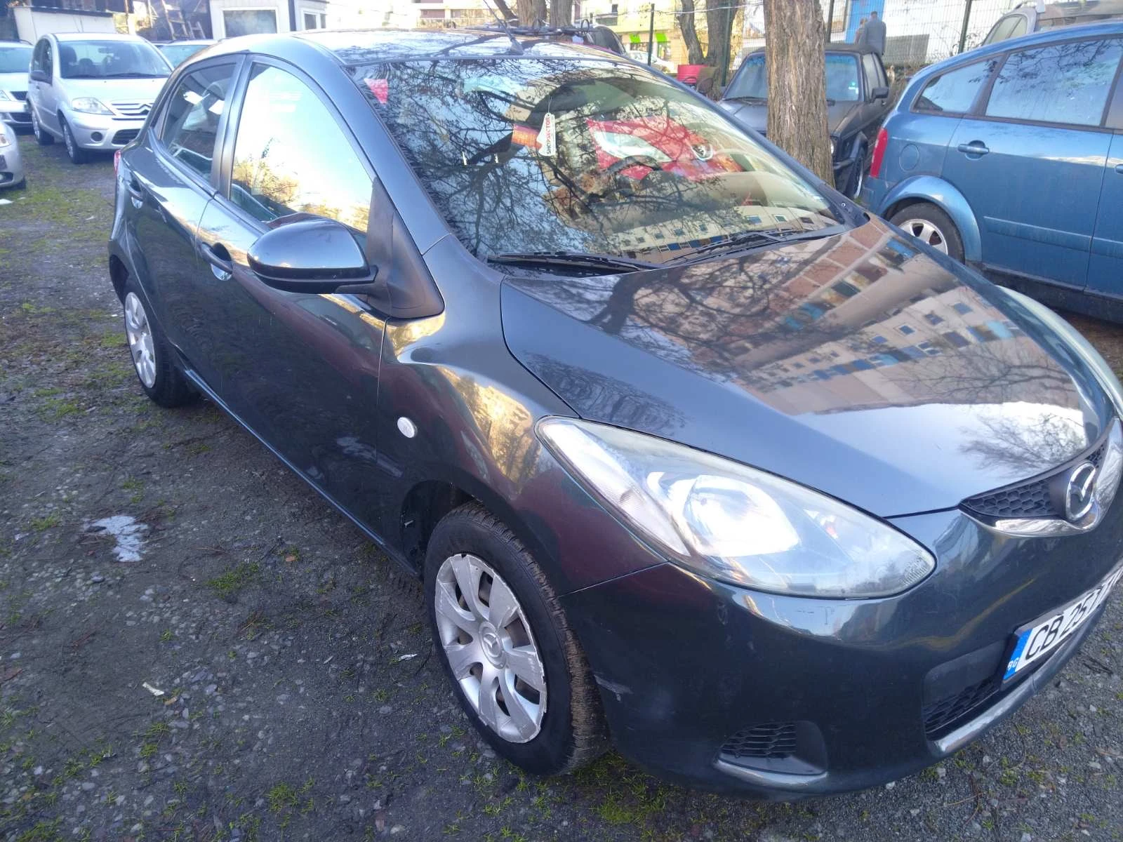 Mazda 2 1, 4 - ГАЗ/Бензин, снимка 4 - Автомобили и джипове - 54114350