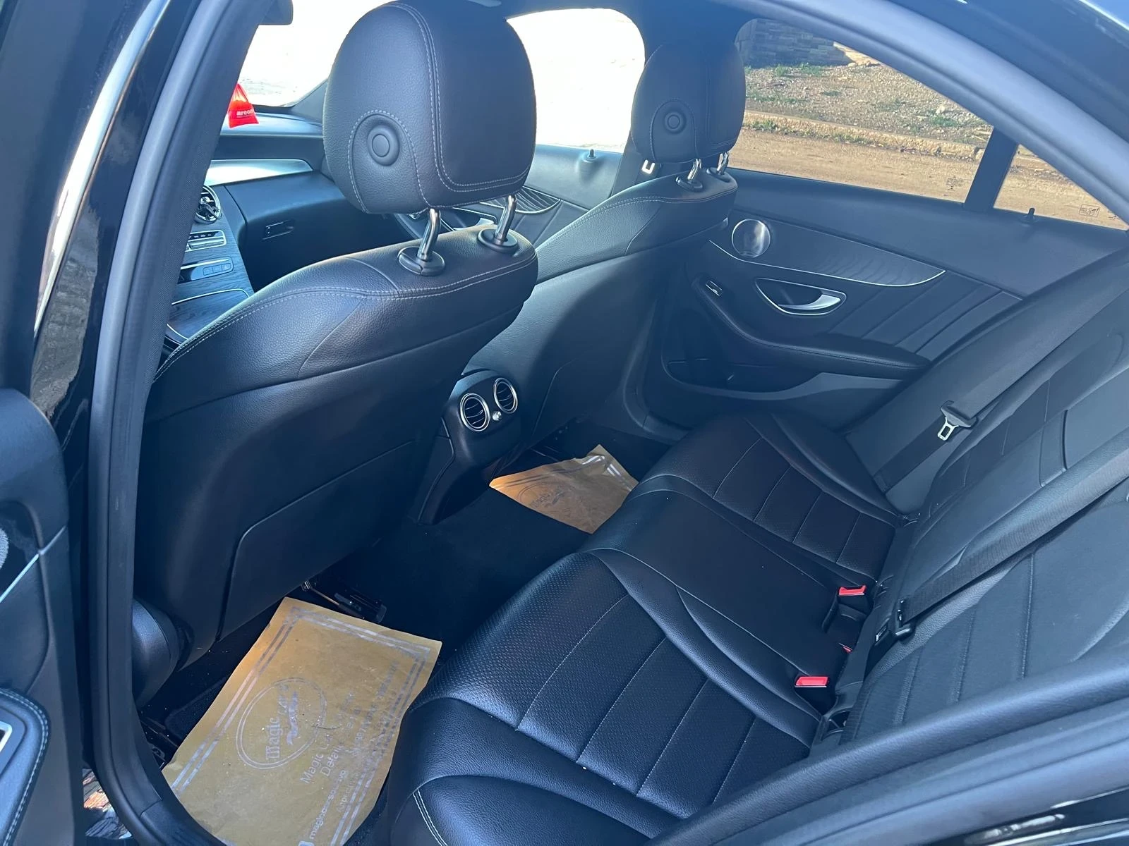 Mercedes-Benz C 220 АМГ Пакет, снимка 11 - Автомобили и джипове - 54222230