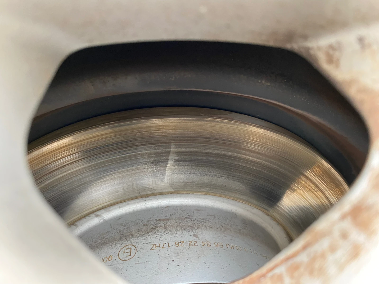 VW Golf АВТОМАТИК, СЕРВИЗНА ИСТОРИЯ, ОБСЛУЖЕН, НОВИ ГУМИ, снимка 15 - Автомобили и джипове - 54242098