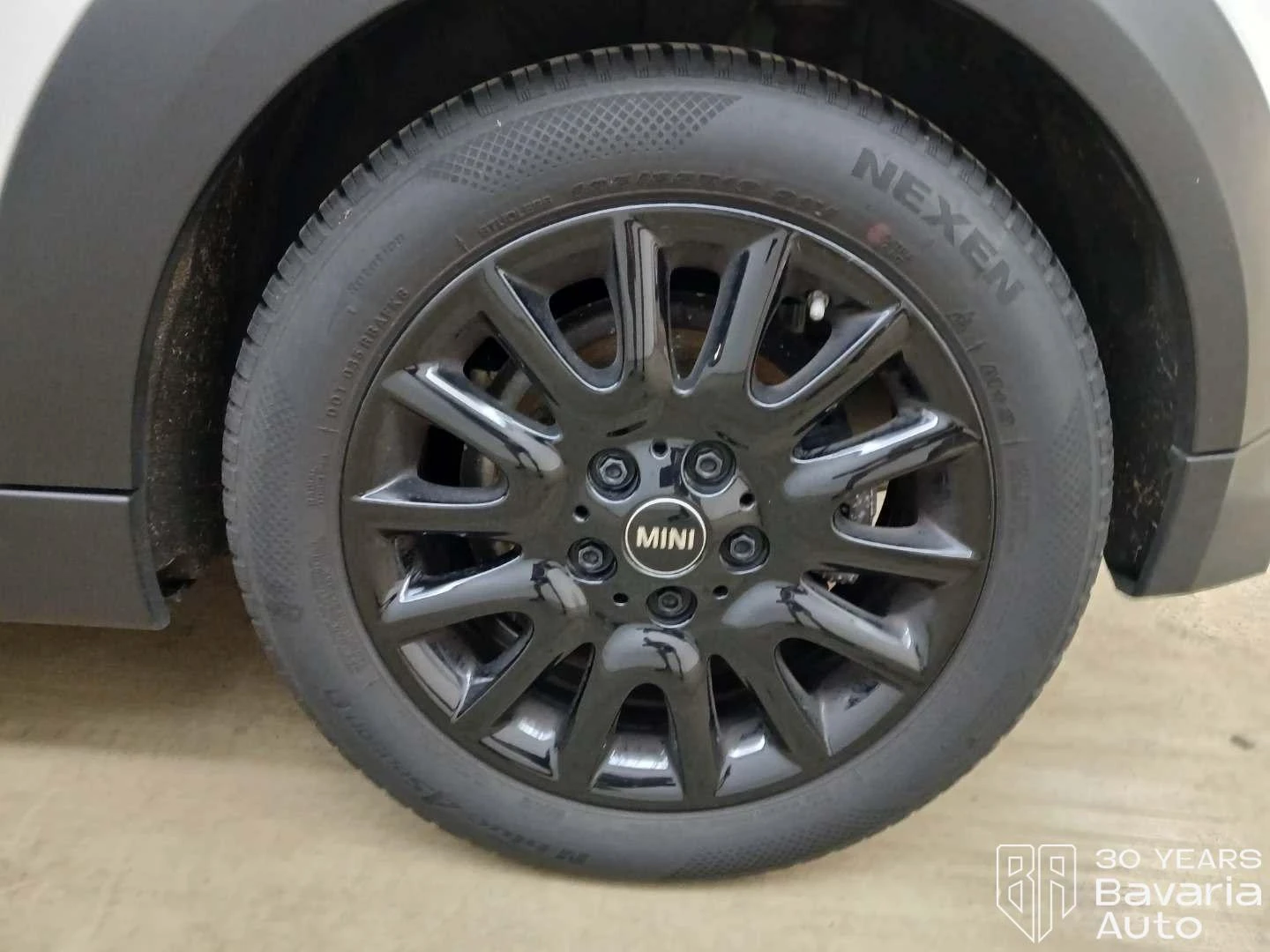 Mini Cooper 1, 5 Steptronic Classic Trim, снимка 13 - Автомобили и джипове - 54429396
