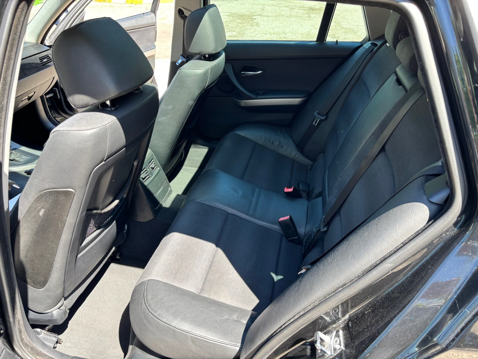 BMW 320, снимка 13 - Автомобили и джипове - 54613279