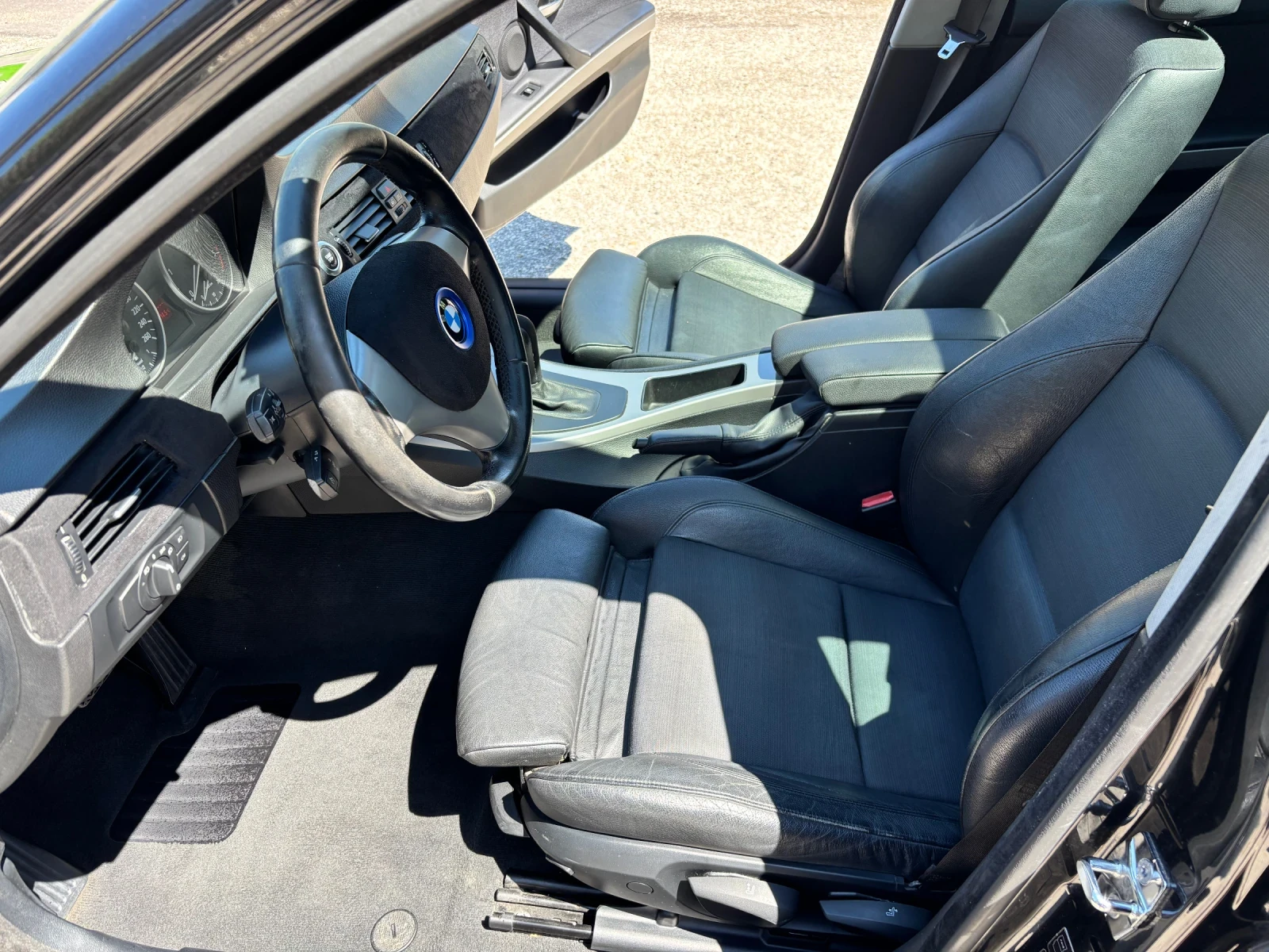 BMW 320, снимка 11 - Автомобили и джипове - 54613279