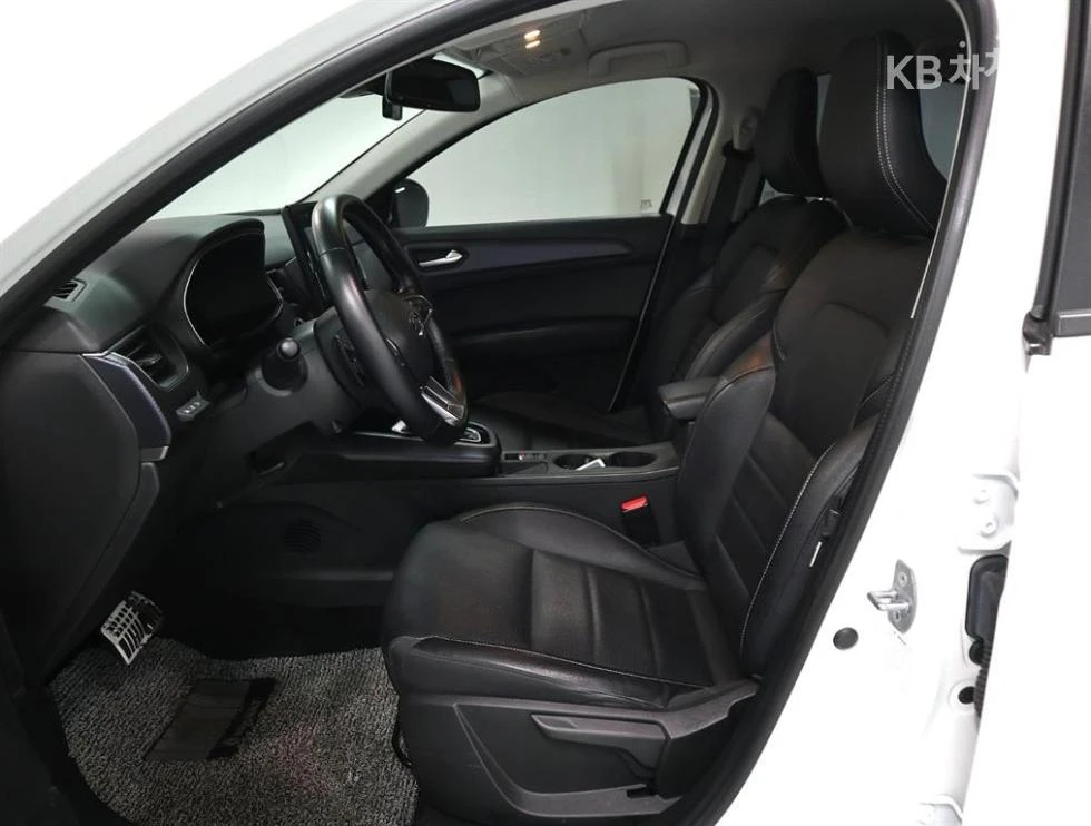 Renault Arkana, снимка 8 - Автомобили и джипове - 54774857