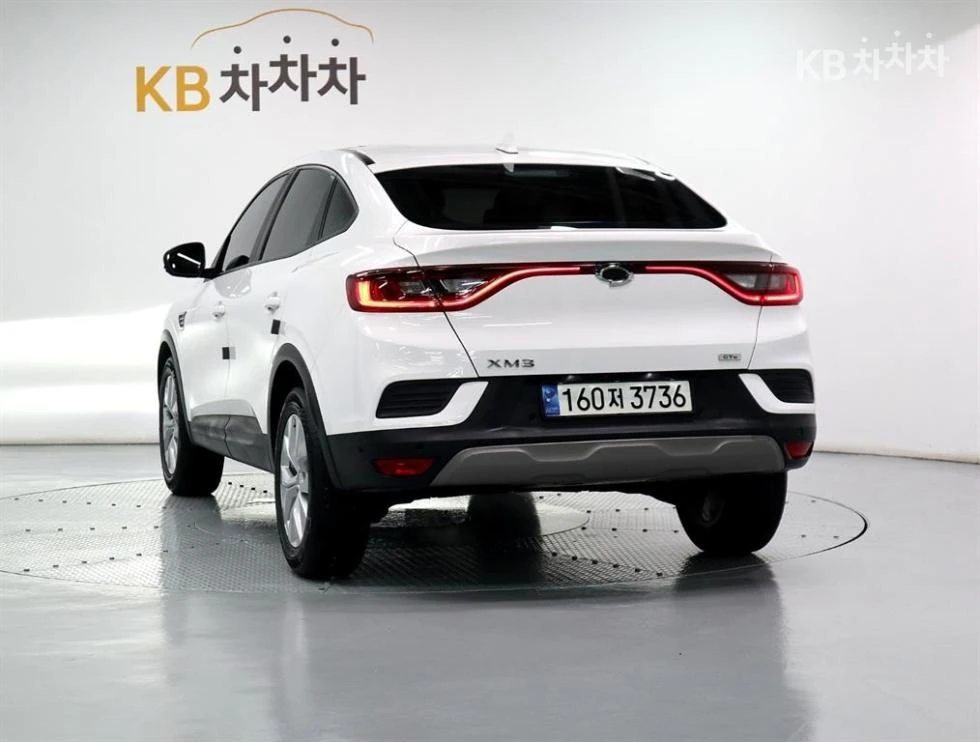 Renault Arkana, снимка 3 - Автомобили и джипове - 54774857