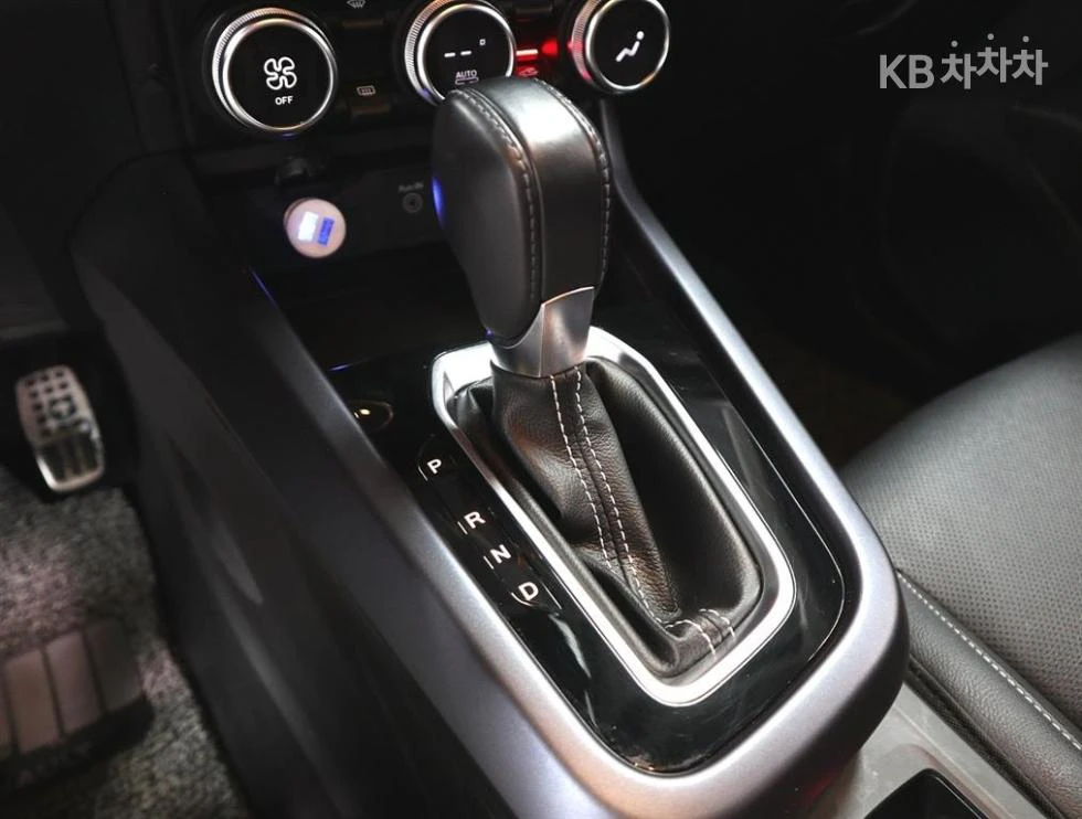 Renault Arkana, снимка 13 - Автомобили и джипове - 54774857