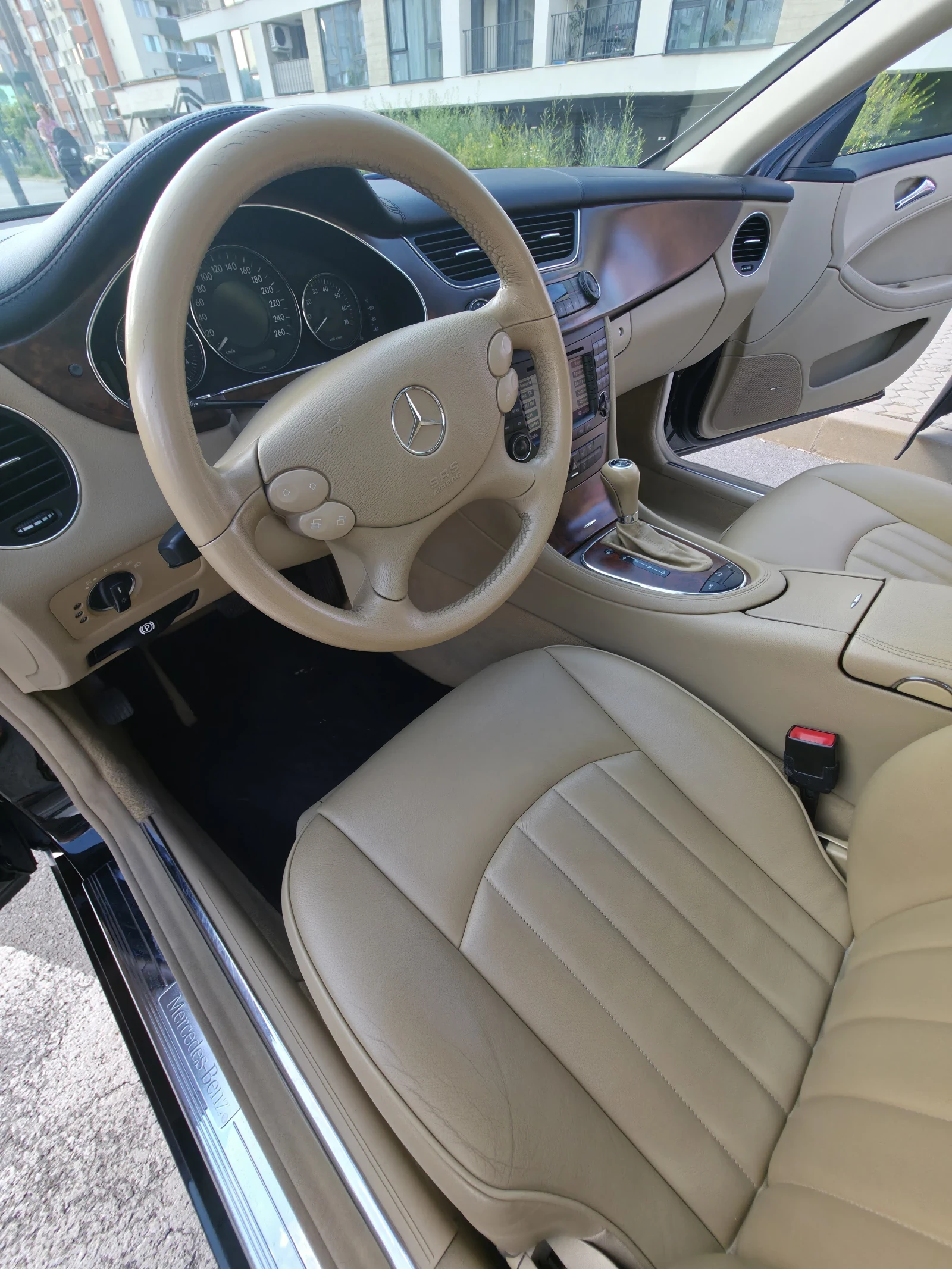 Mercedes-Benz CLS 350, снимка 9 - Автомобили и джипове - 55166678