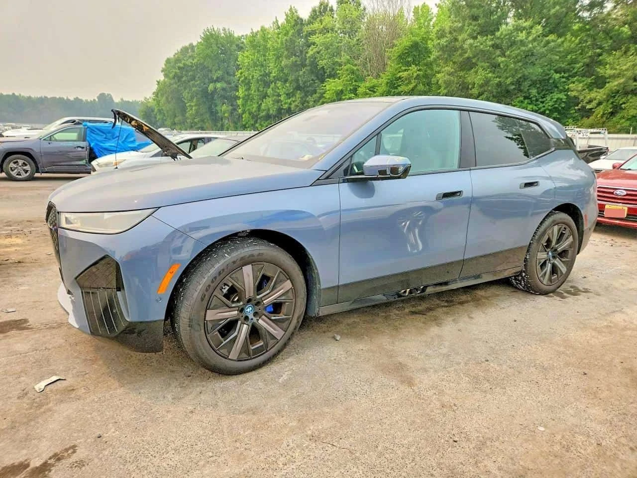 BMW iX XDRIVE50 | CARFAX | АВТОКРЕДИТ БЕЗ ПЪРВОНАЧАЛНА 