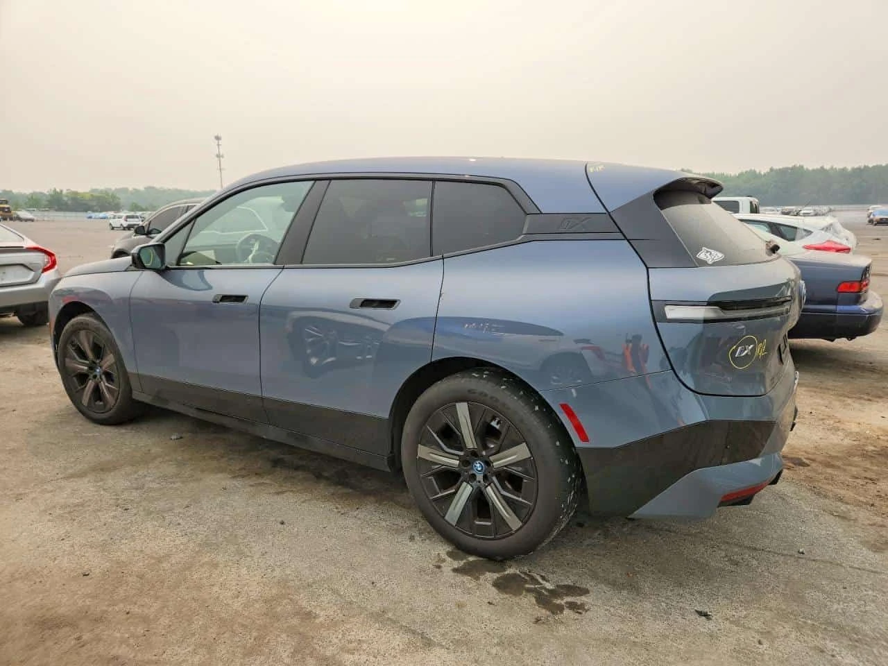 BMW iX XDRIVE50 | CARFAX | ���������� ��� ������������  | Mobile.bg � ����������� 2