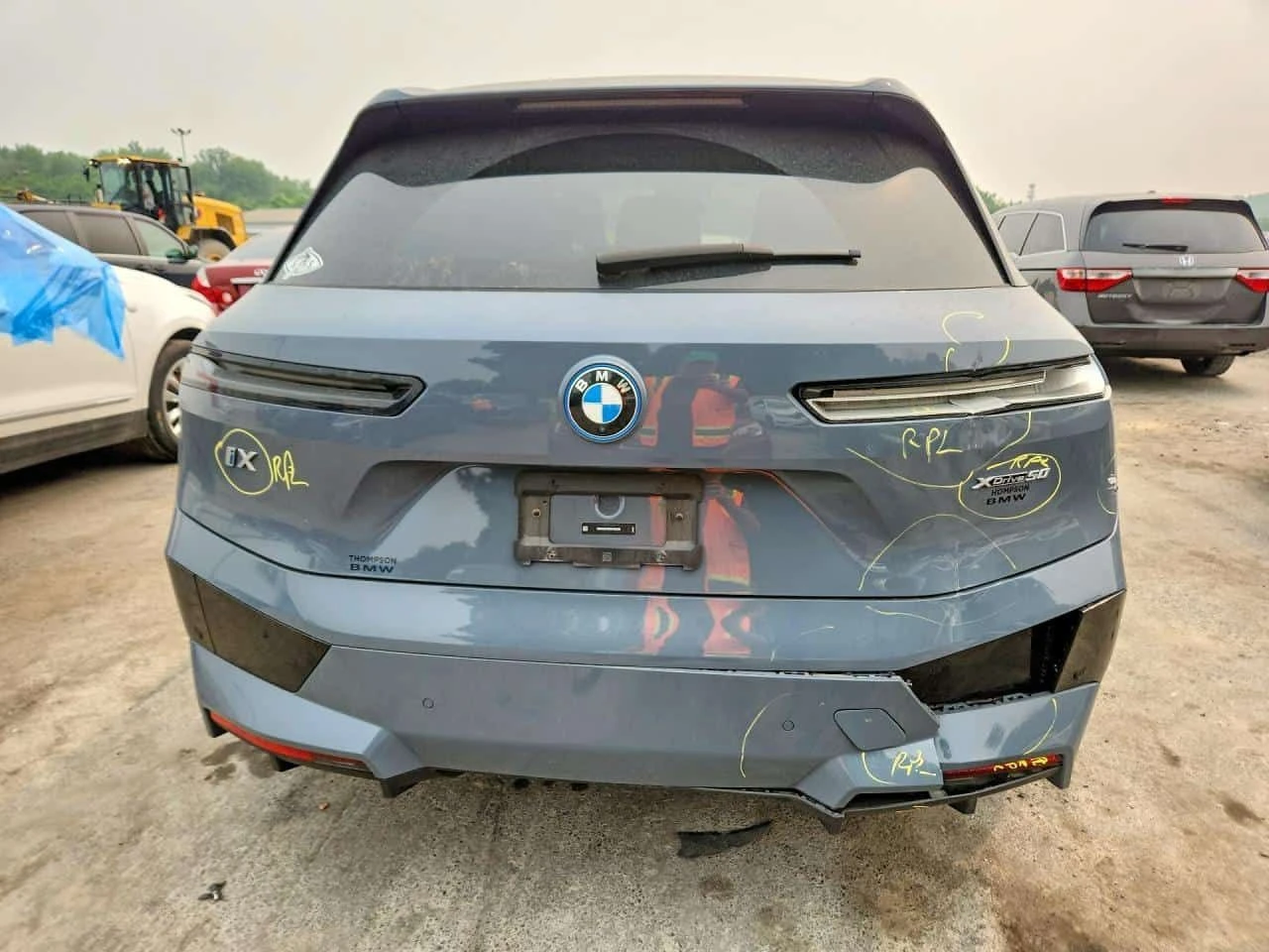 BMW iX XDRIVE50 | CARFAX | ���������� ��� ������������  | Mobile.bg � ����������� 6
