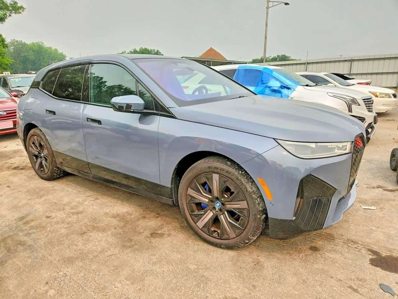 BMW iX XDRIVE50 | CARFAX | ���������� ��� ������������  | Mobile.bg � ����������� 4