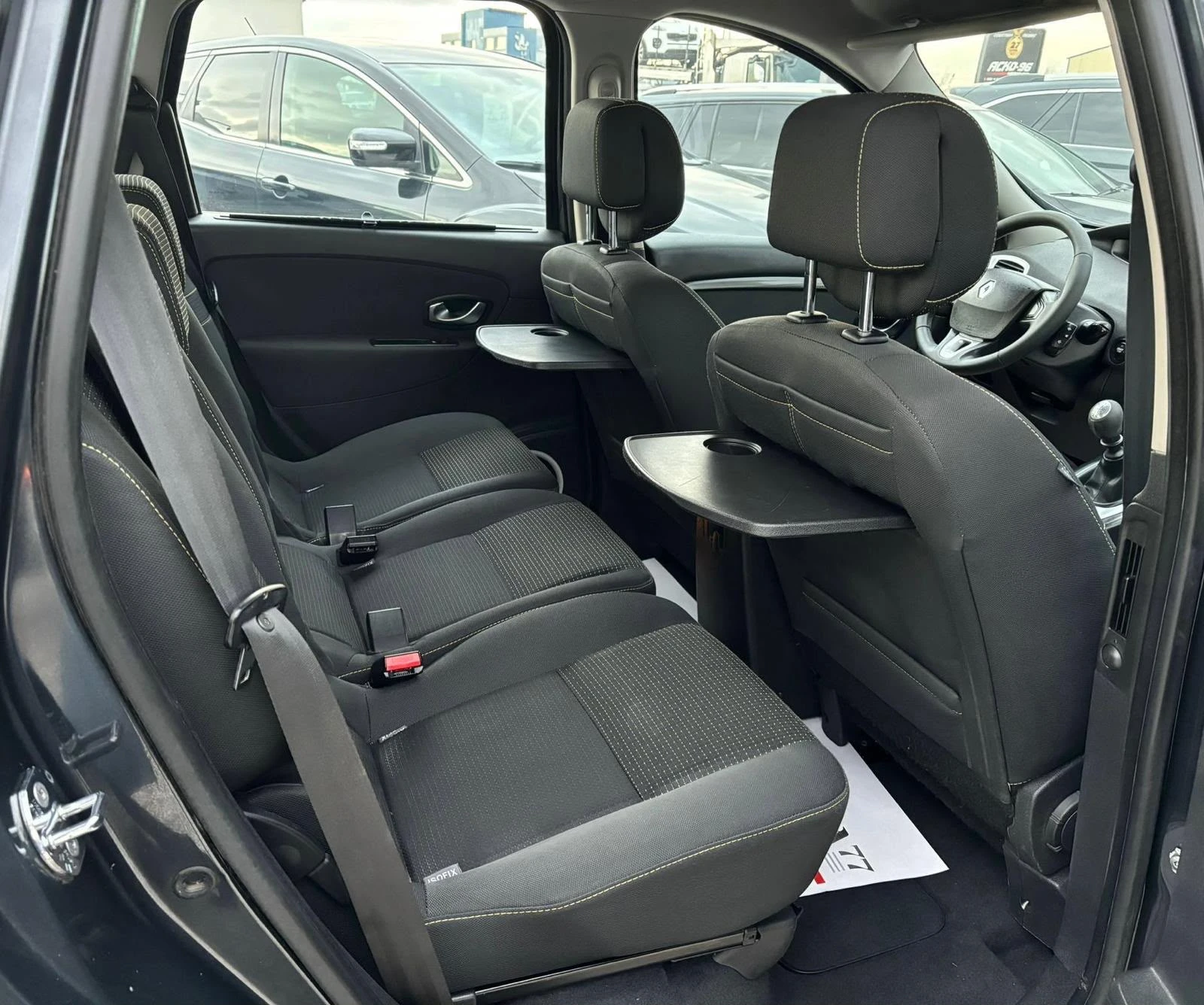 Renault Scenic 1.4i* x-Mod* Навигация* Сервизна История* Камера, снимка 9 - Автомобили и джипове - 55499429