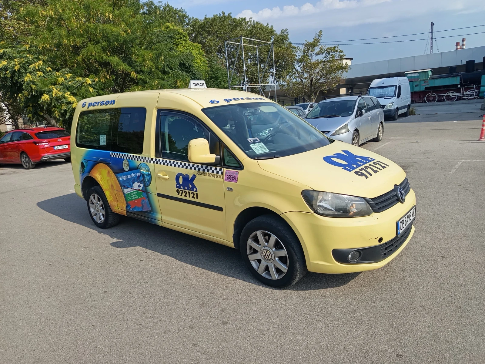 VW Caddy, снимка 2 - Автомобили и джипове - 55896524
